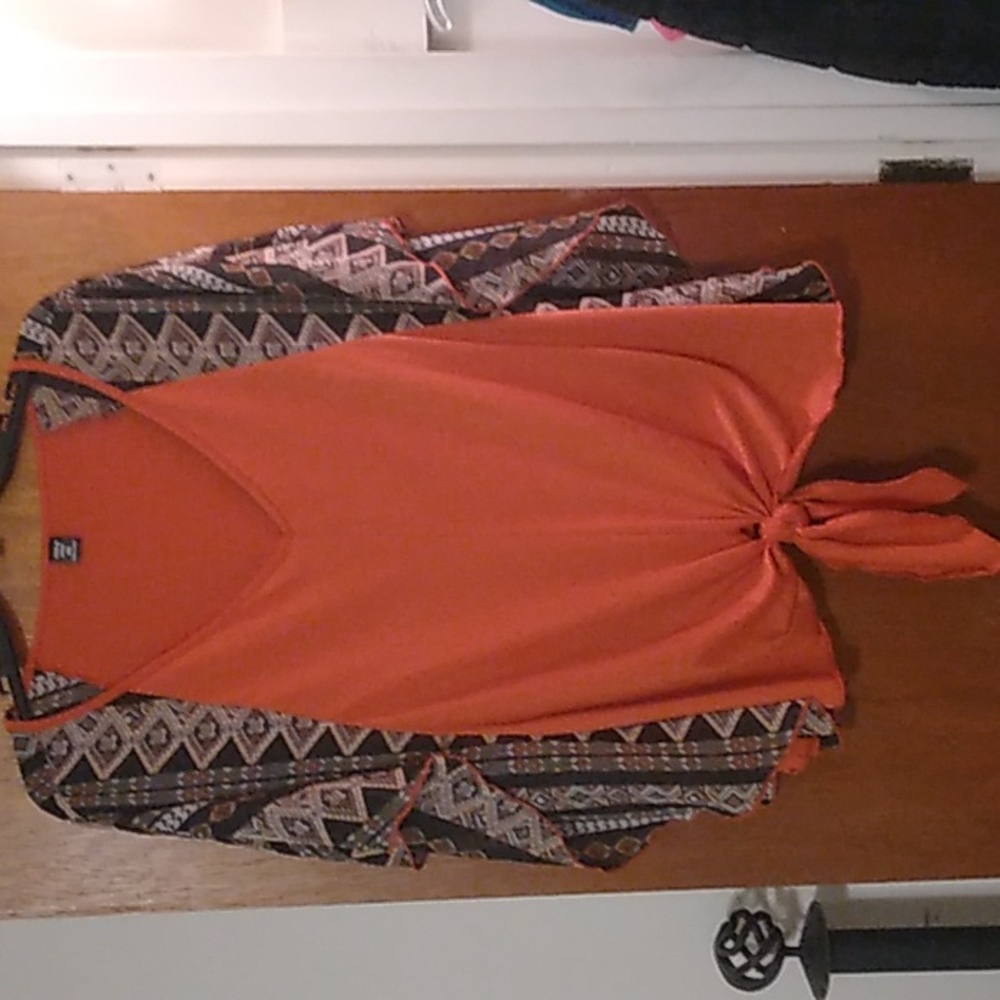 Tie Front Top